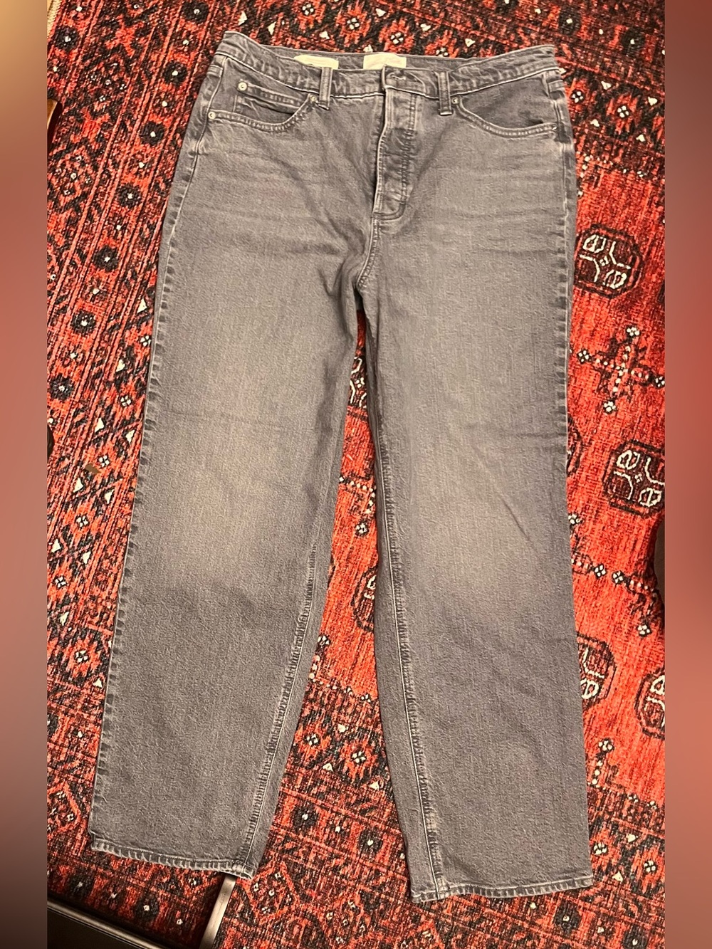 Universal Thread Women's Highest Straight Leg Jeans